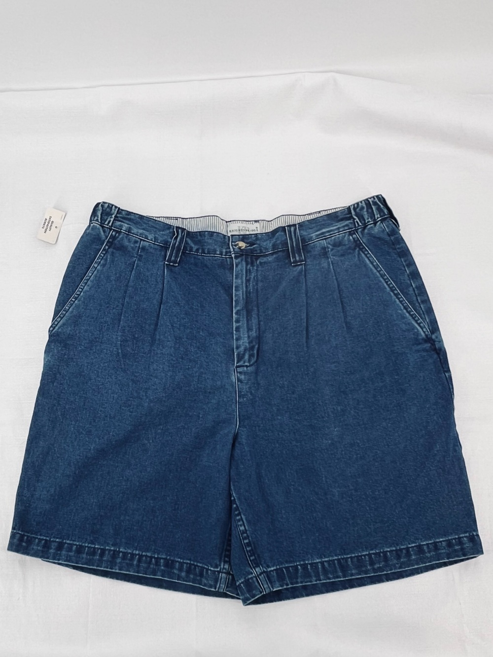 Knights Bridge Women’s 36 Vintage High Waisted Pleated Front Shorts